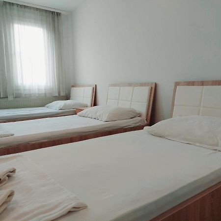 Hostel Hayat Szarajevó Kültér fotó