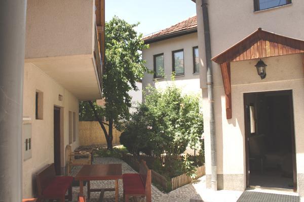 Hostel Hayat Szarajevó Kültér fotó