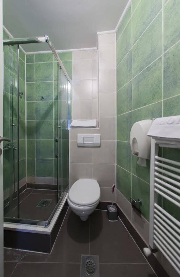 Hostel Hayat Szarajevó Kültér fotó