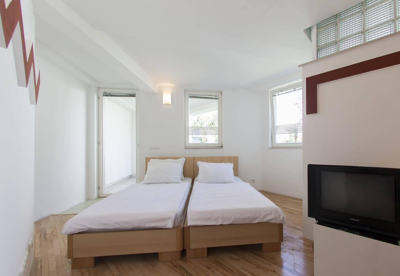 Hostel Hayat Szarajevó Kültér fotó